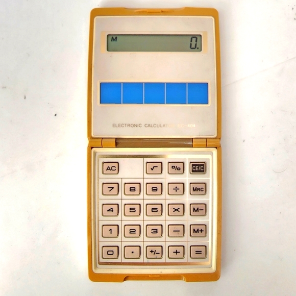 Vintage Radio Shack Electronic Calculator EC-404 - Picture 3 of 9